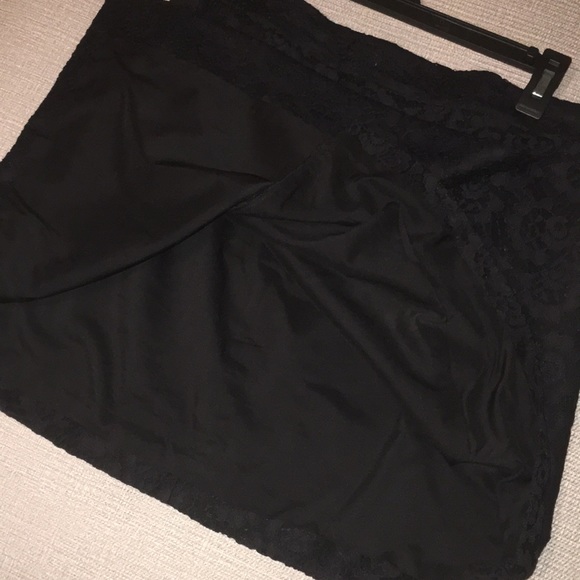 Crochet Madewell Skirt - Picture 3 of 7